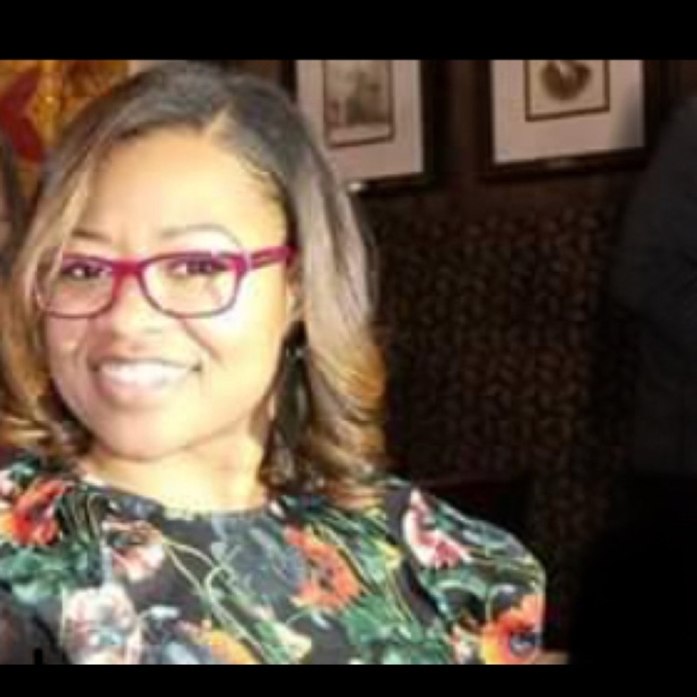 Meet your Posher, Sheron